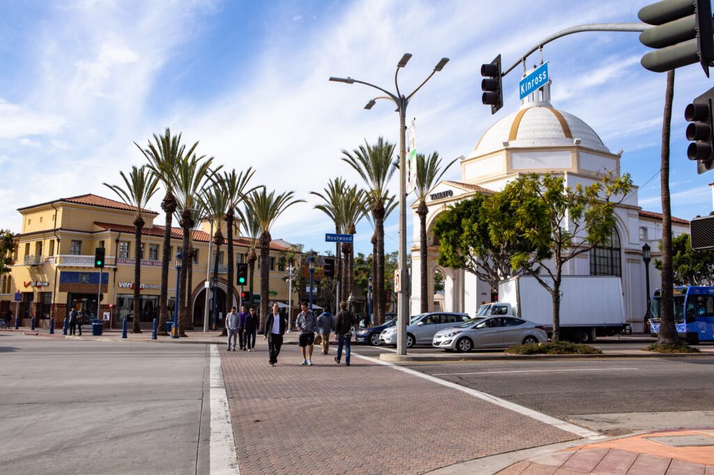 (OPEN) Full Time Housekeeper in Westwood Los Angeles Nannies