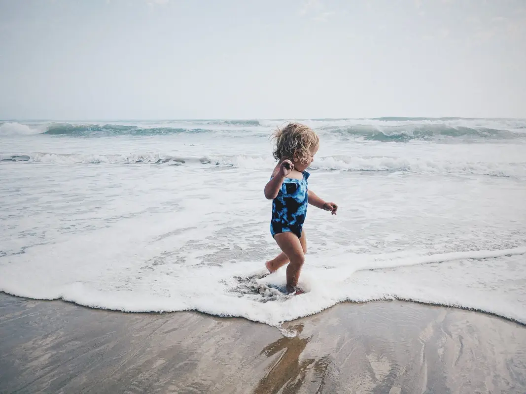 Travel nanny caring for child while traveling